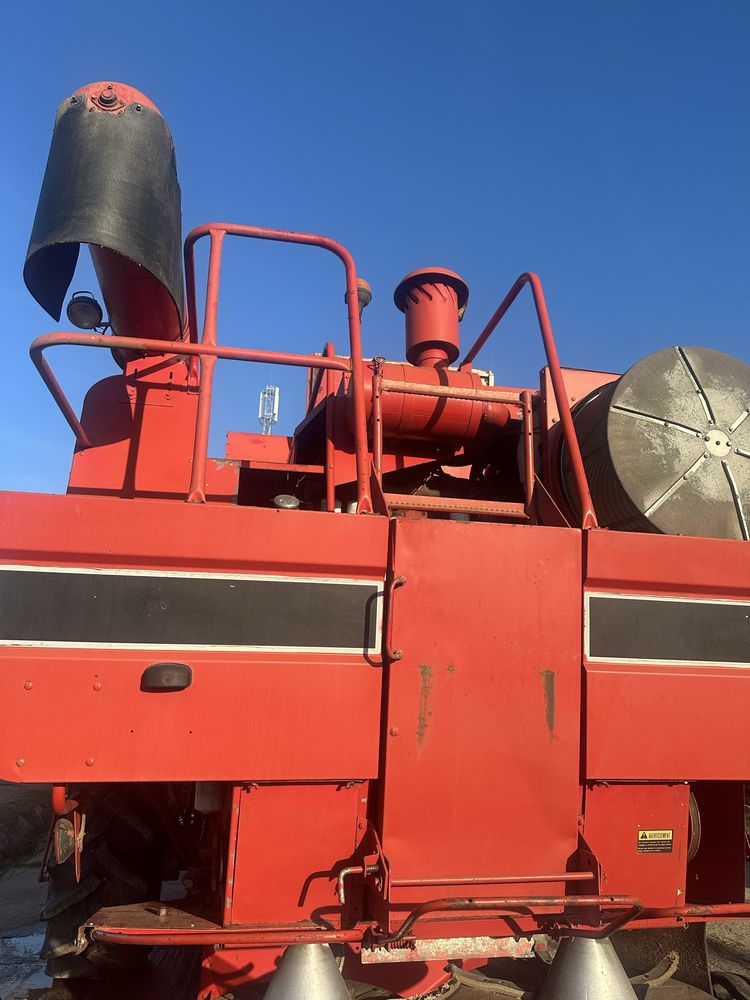 Combina Case IH 1640