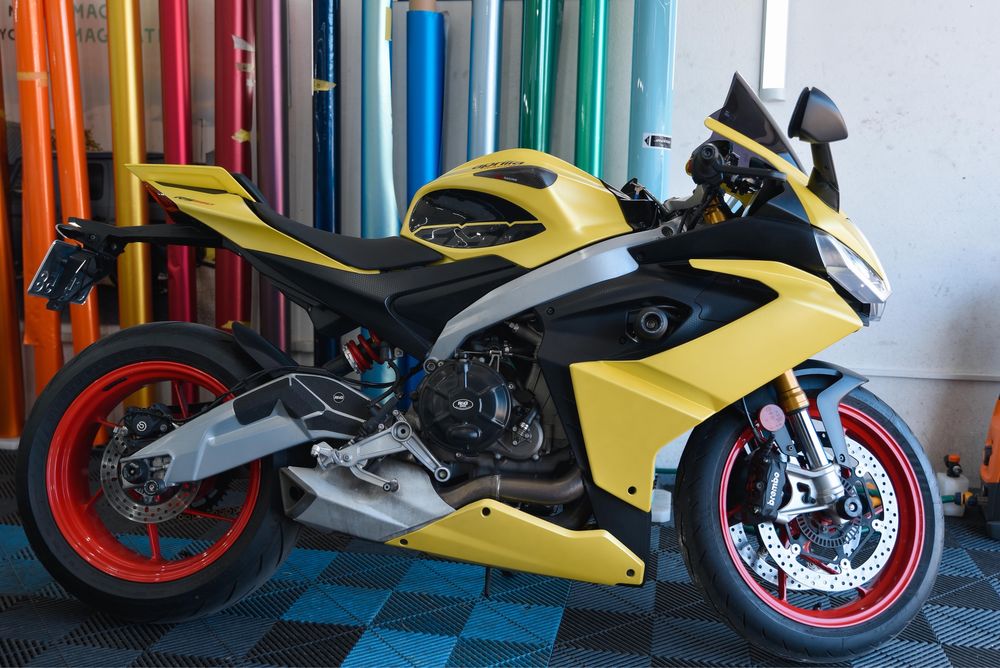 Aprilia rs 660 2023