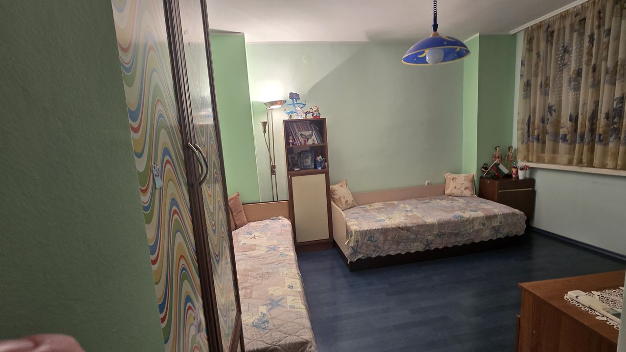 Дава се под наем Тристаен апартамент в Пловдив, Каменица 1 - 68 кв.м за 134000 € - Снимка #12