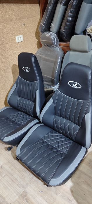 Ремонт сиденя.  Установка сиденя. Настил нелонум. Пошив. Реставрация.