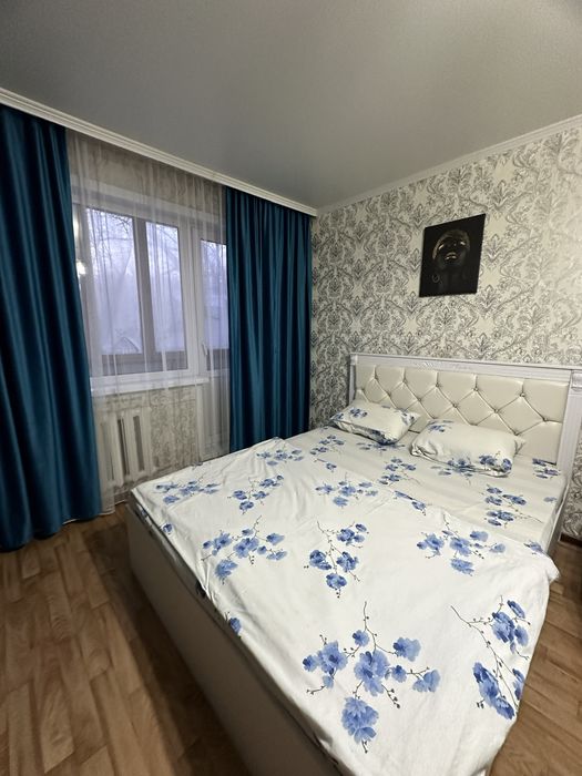 Сдаю отличную однушку по часам посуточно понедельно Район рынка