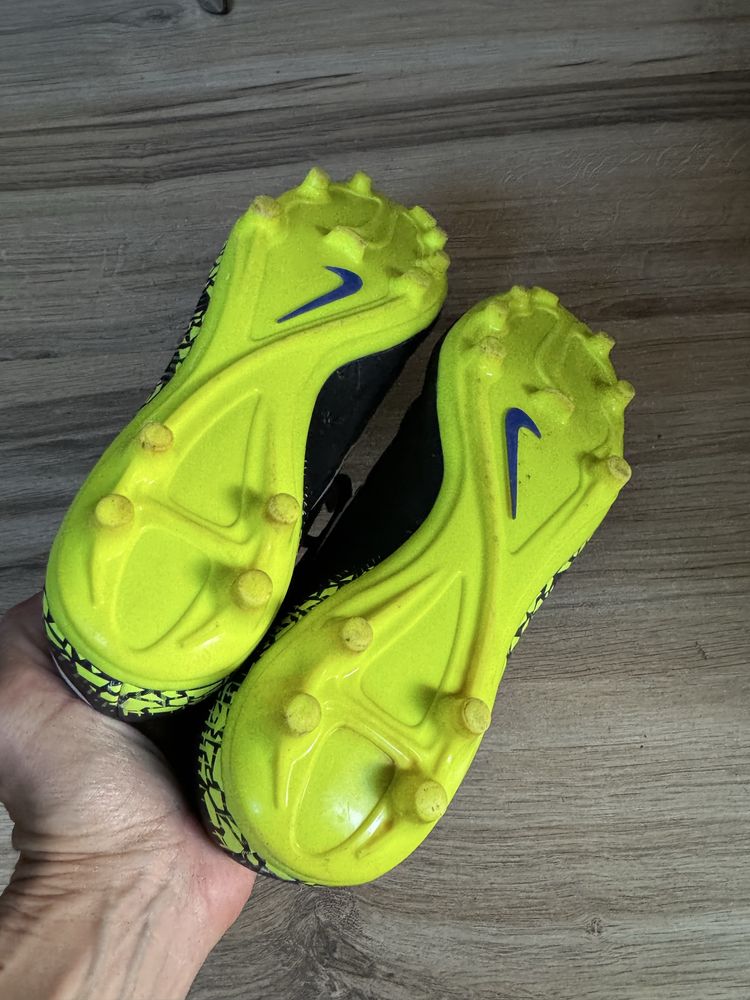 Оригинални бутонки Nike Hypervenom Phelon II FG ! 38,5 н