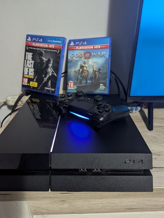 Ps4 complet stare foarte buna