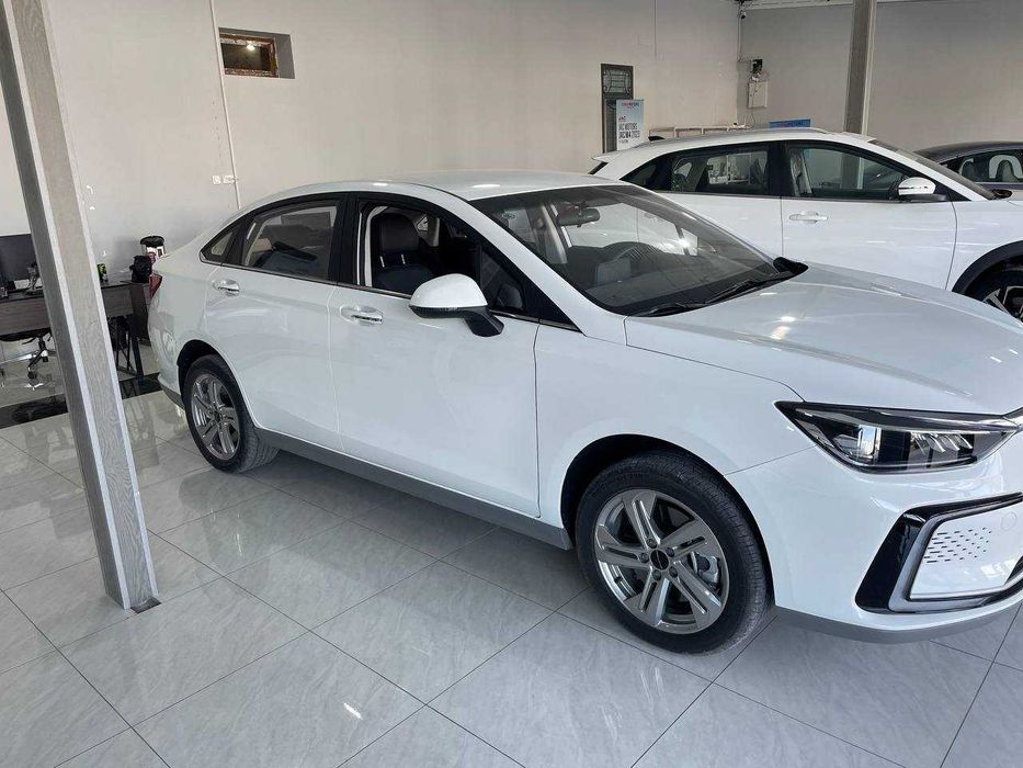 BEIJING EU5 Elektira mabil