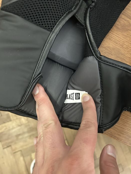 Боксови ръкавици Everlast 14 oz