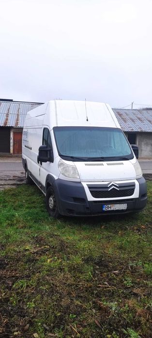 Transport marfa cu autoutilitara  3,5 t in judet sau in tara