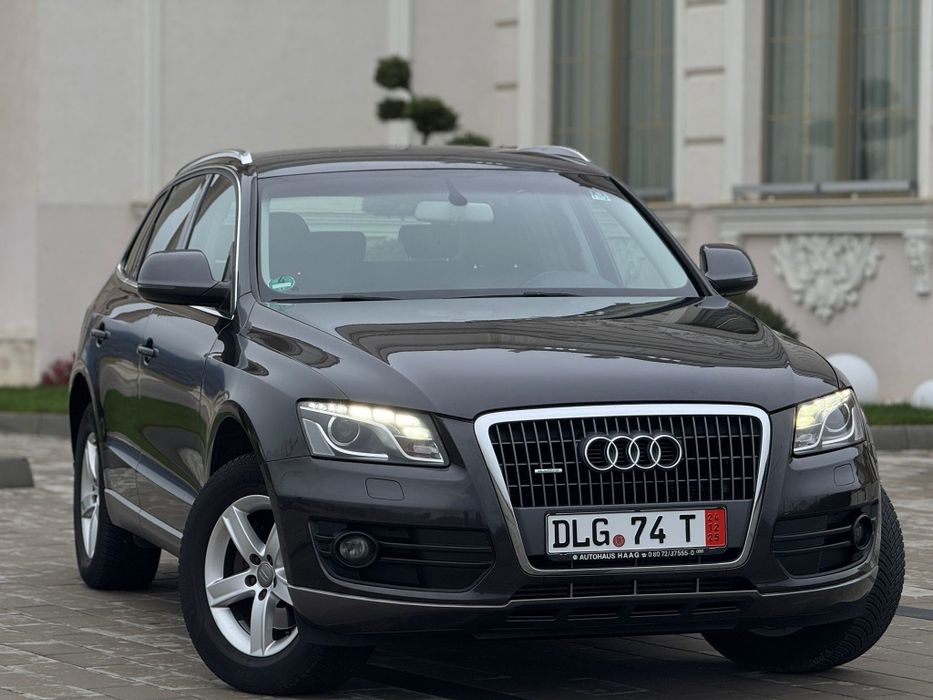 Audi Q5 S-line 2.0TDI 170CP 2010 Adus azi din Germania