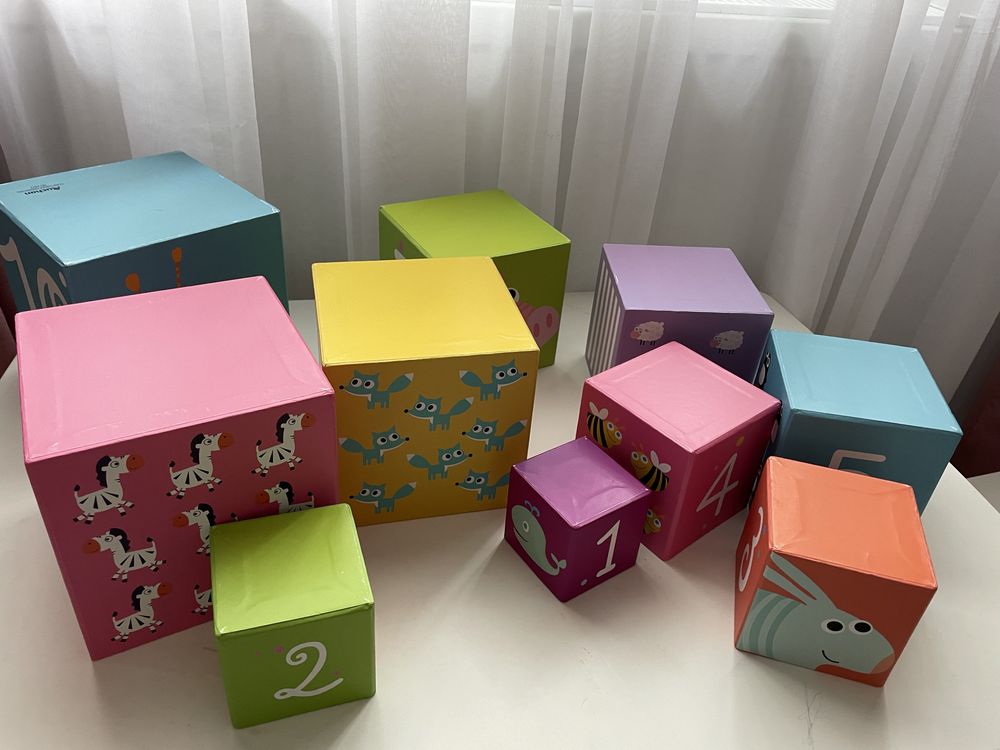 Cuburi carton cu cifre