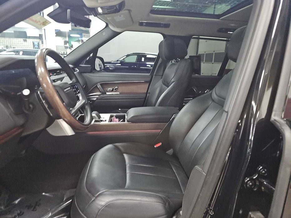 2025 Land Rover Range Rover Autobiography