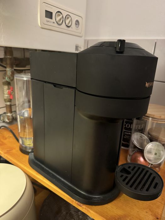 Aparat cafea Nespresso Vertuo Next