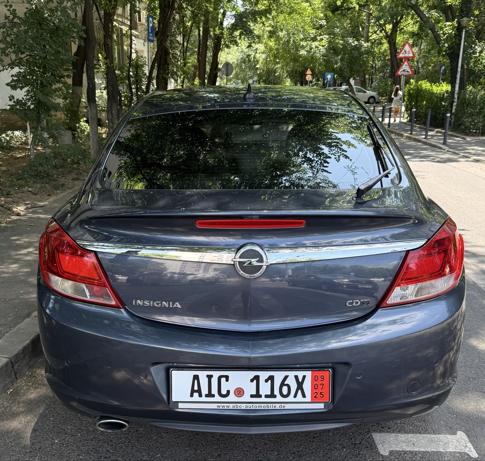 OPEL INSIGNiA cutie automata varianta ful