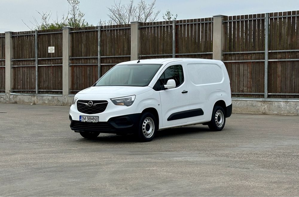 Opel Combo lung/2020/190000 km/km reali!