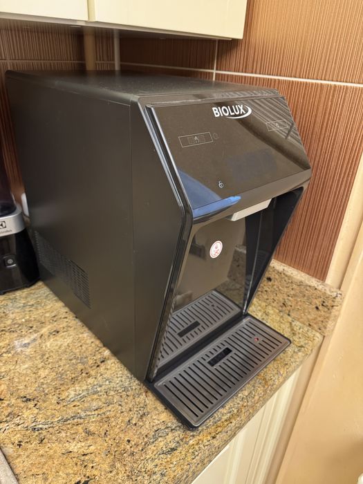 Biolux dozator/filtru apa retea cu functie incalzire/racire