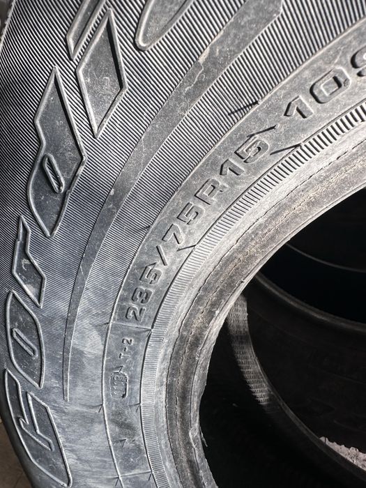 Шины 235/75R15 (3шт)