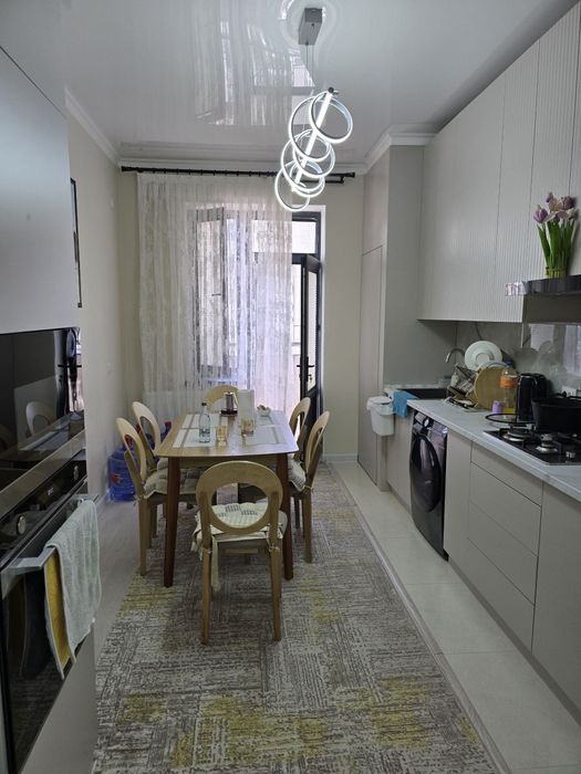 Kvartira продается 3/5/8 на Шахристанском