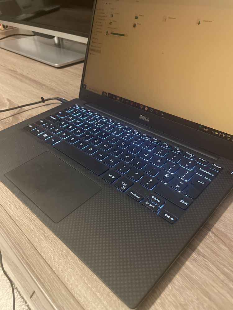 Laptop Dell XPS-13 model 9360 Windows 10
