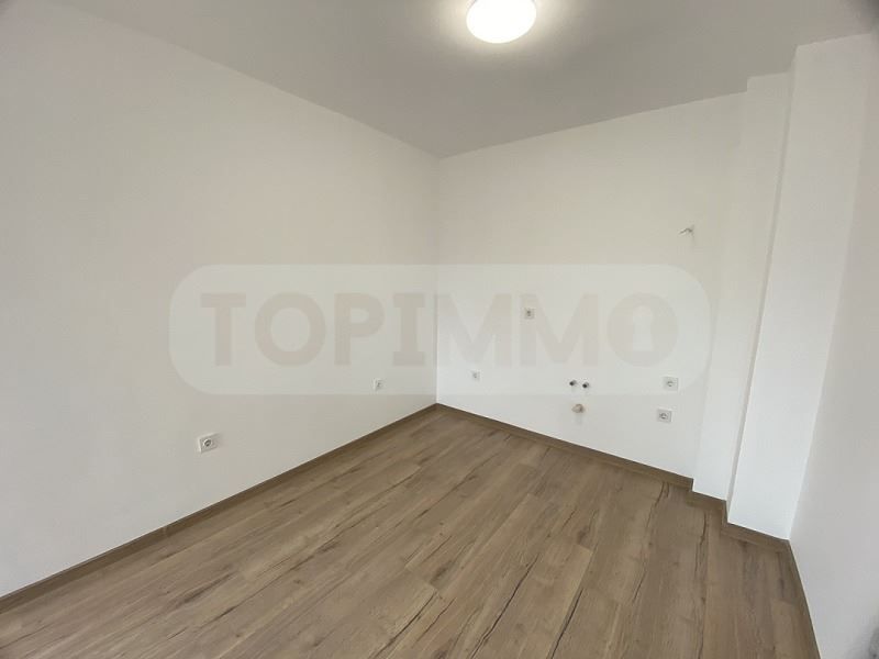 Продава се Двустаен апартамент в Варна, м-т Пчелина - 50 кв.м за 2060 €/кв.м - Снимка #8