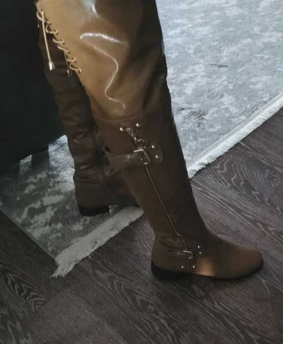 женские сапоги- ботфорты