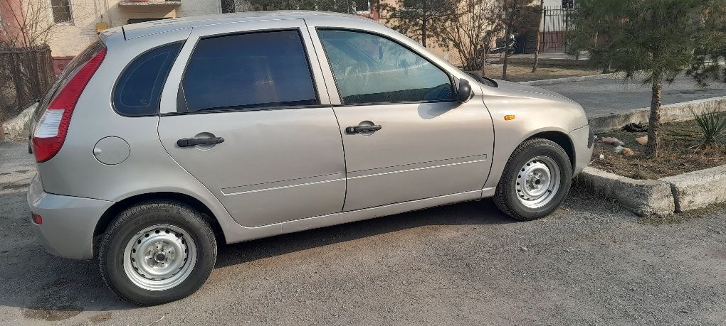 Лада калина 2007 года.