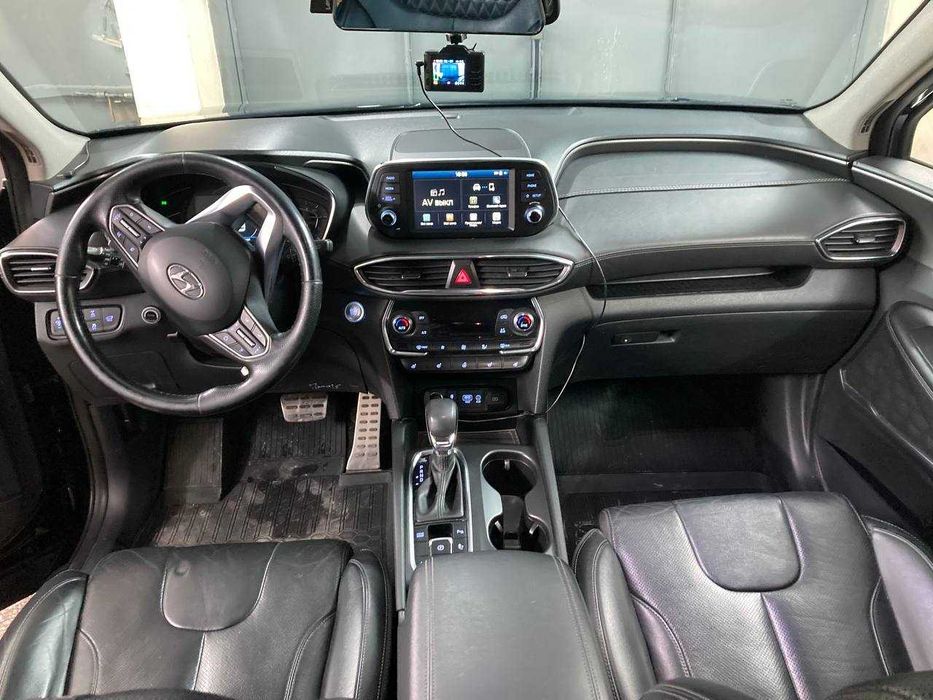 Хуюндай Санта Фе 2020 года 64 тыс пробег 7 местная