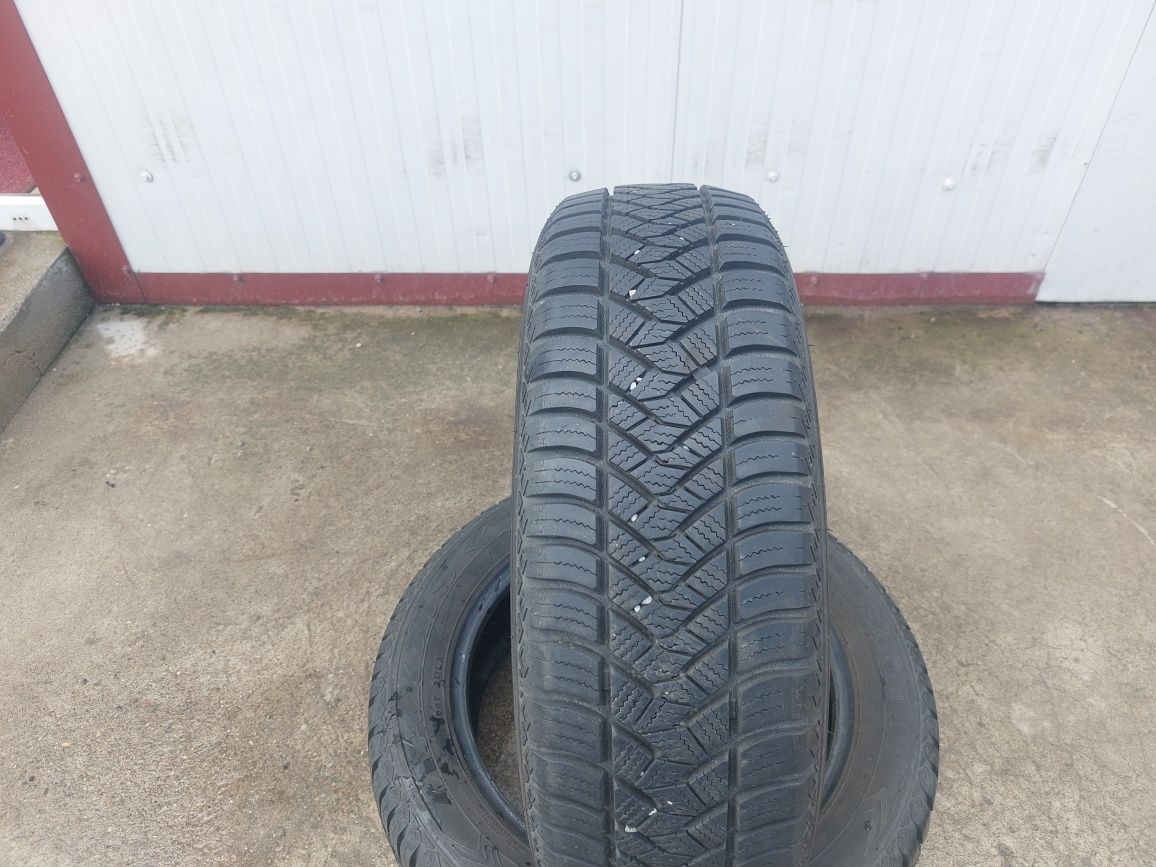 75 lei bucata! Doua anvelope IARNA/M+S 175 60 15 Maxxis