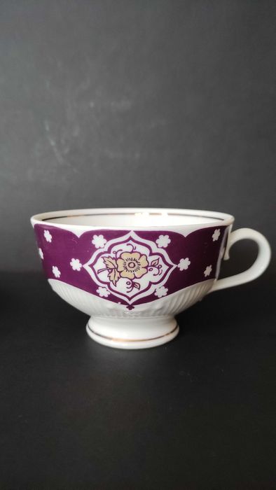 Порцеланов троен сет за чай/дълго кафе