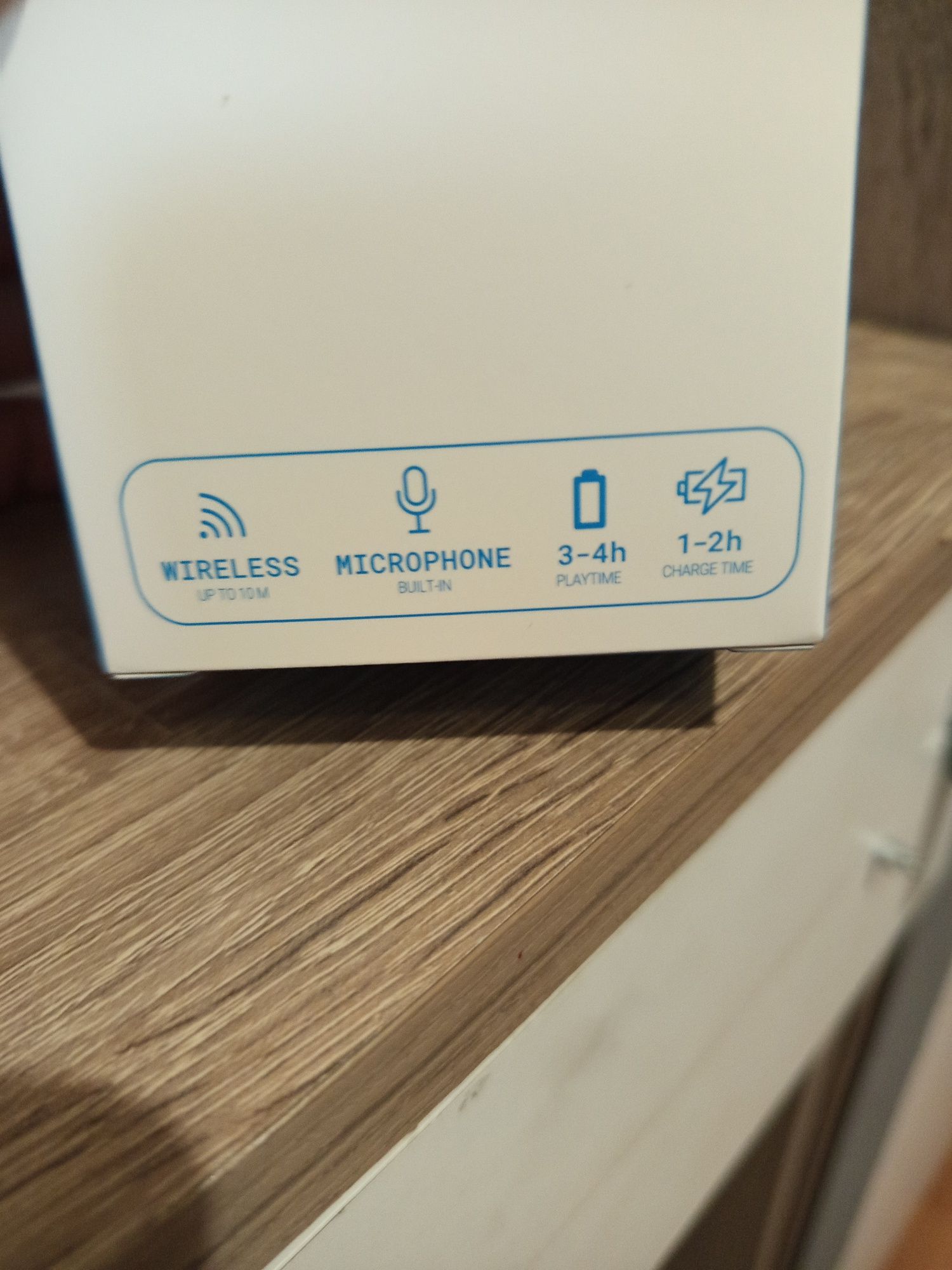 Wireless headphones