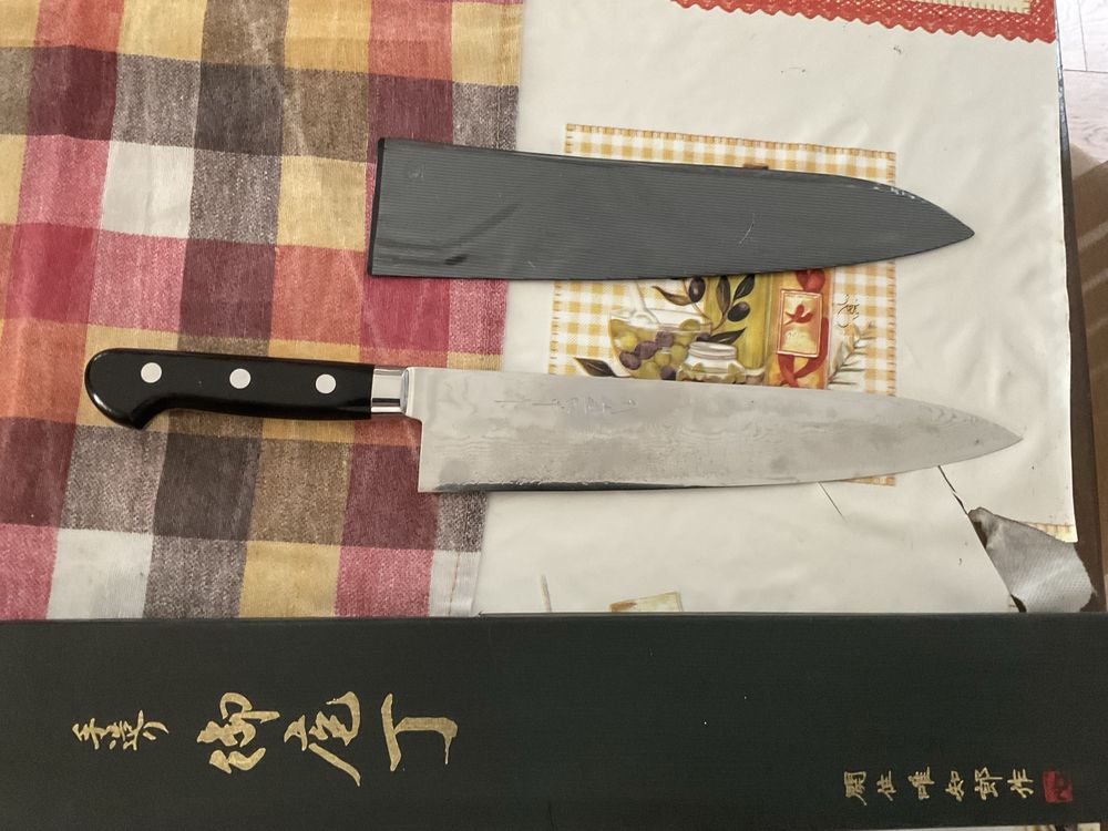 Японски кухненски нож Gyuto – нов, ръчна изработка, в кутия