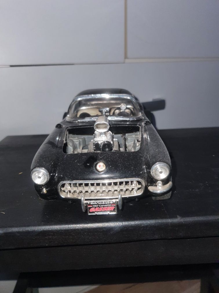 Masina tip dragster