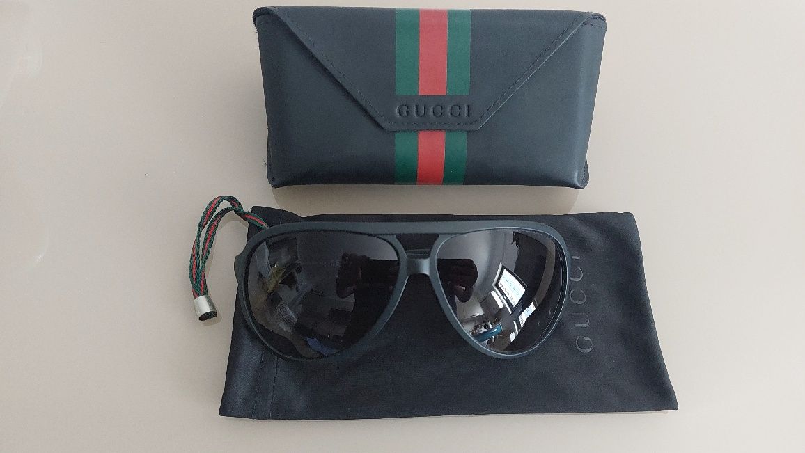 Gucci Ochelari de soare pentru barbati. Original