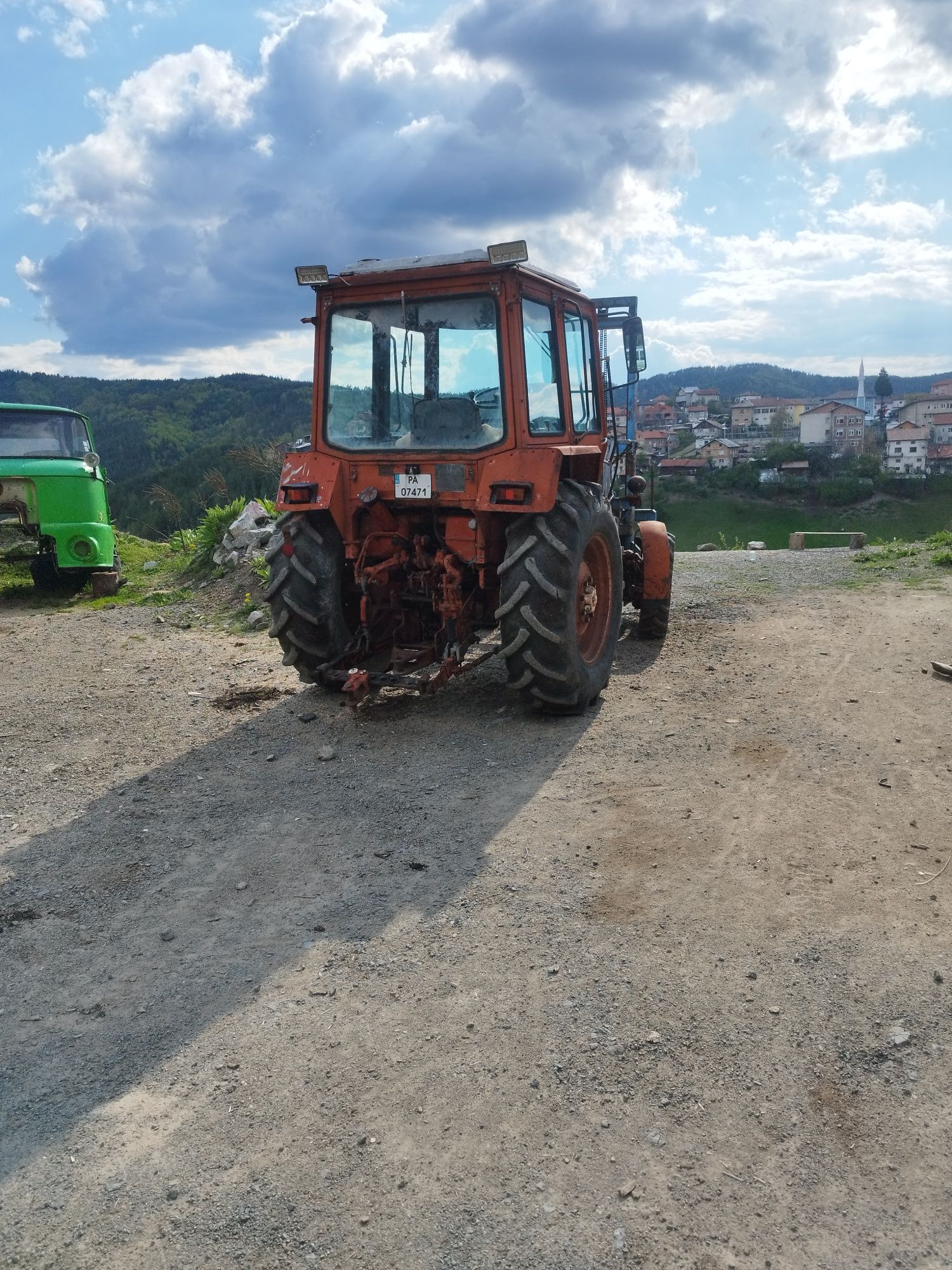 Трактора Беларус 82