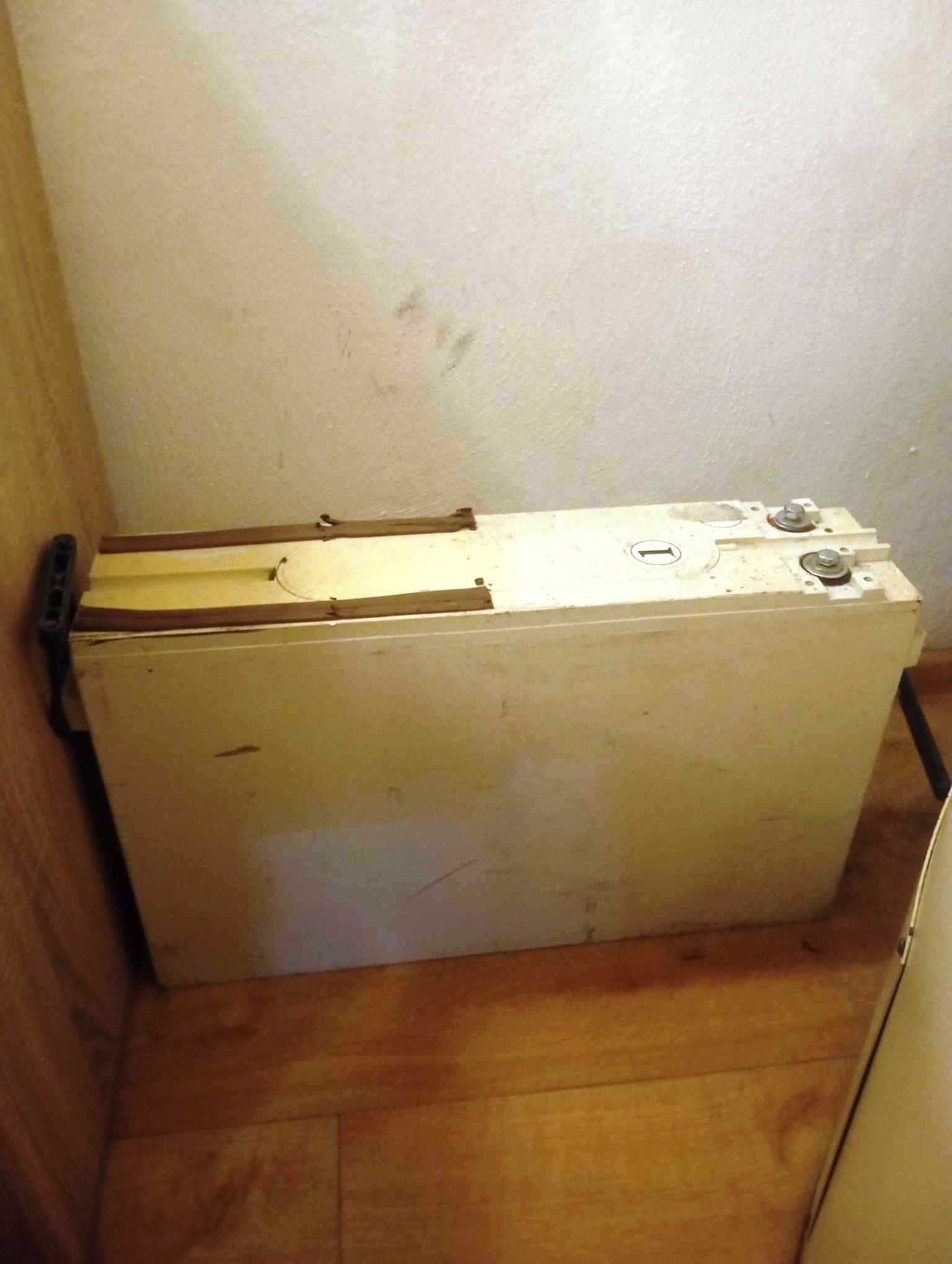 UPS + тягов акумулатор
