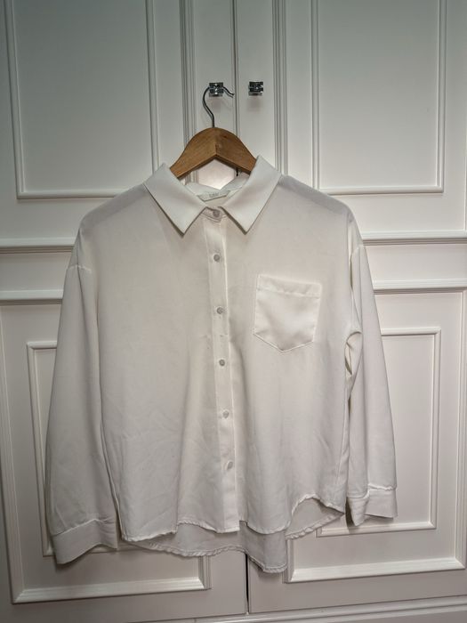 Белая убашка б/у,не мнется