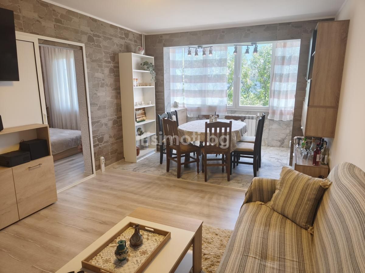 Продава двустаен, €125000, 45кв.м. в Люлин 1