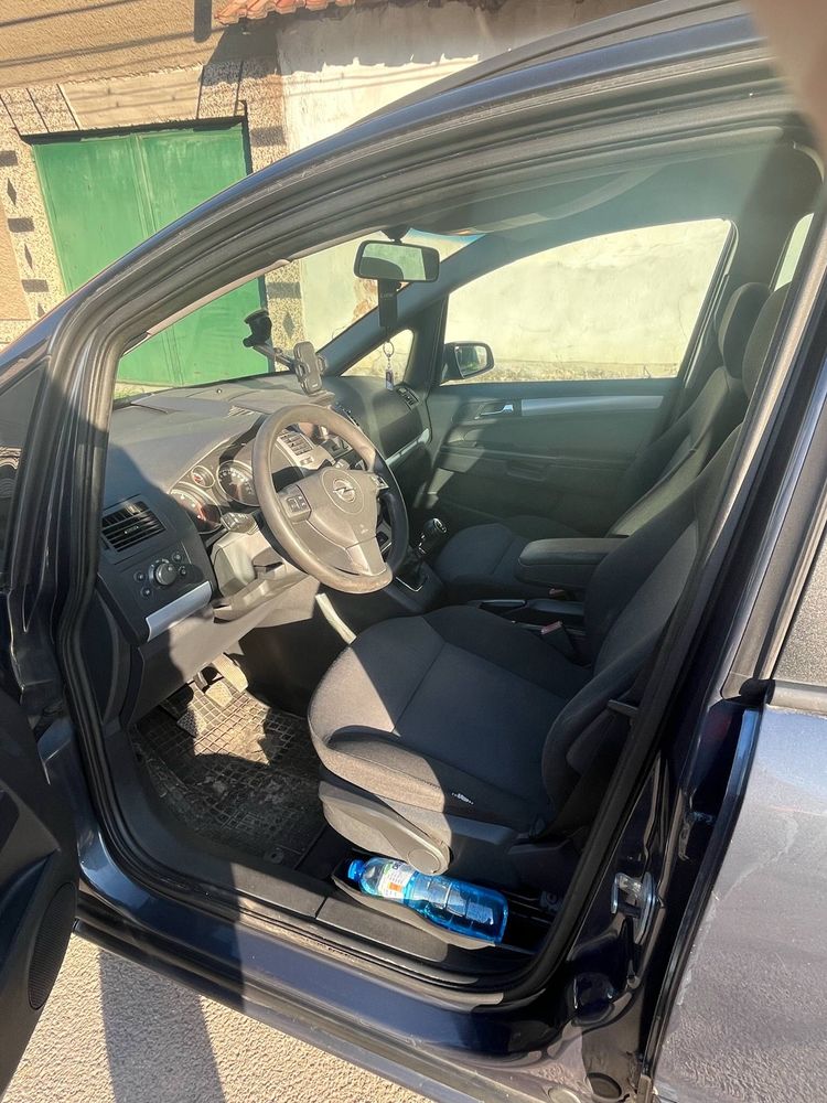 Опел Зафира В Opel zafira B