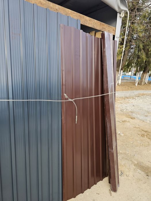 Vand Tabla Cutata Zincata Și Colorata Diferite Grosimi