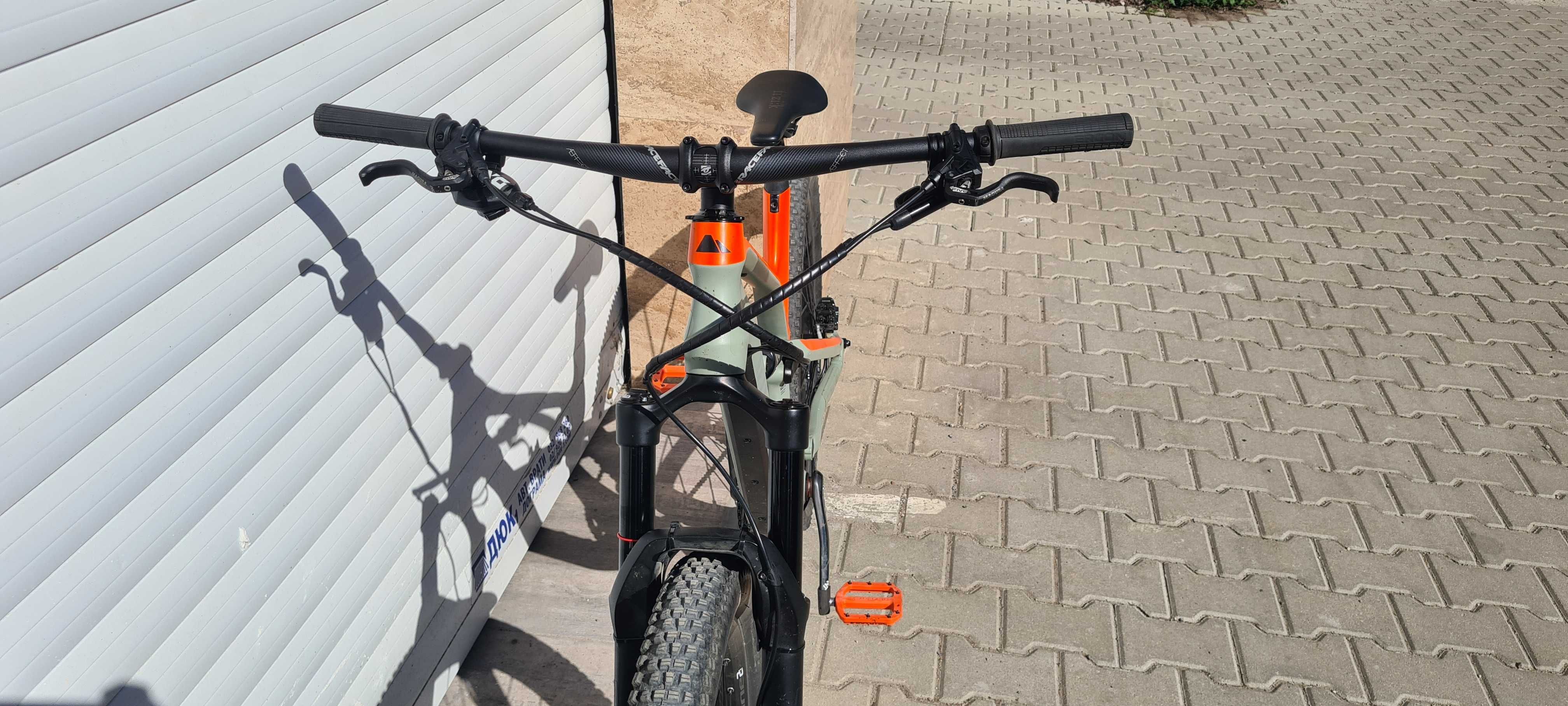 CANYON SPECTRAL CF-9.0 PRO, 2018, 27,5 carbon, size L.