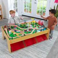 Trenulete de joaca din lemn cu masuta pentru copii