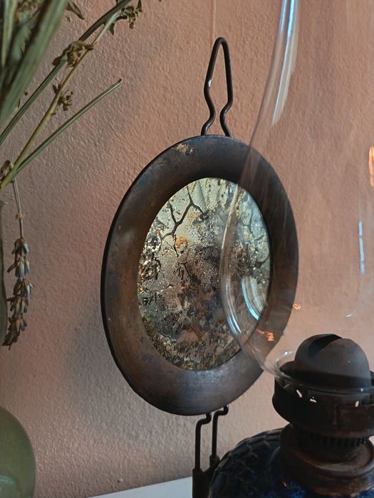 Старинна гасена лампа