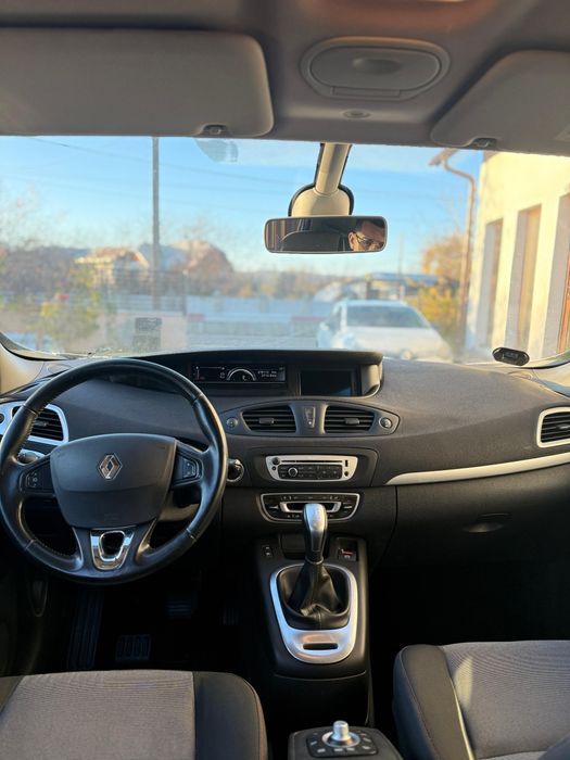 Renalut grand scenic 7 locuri