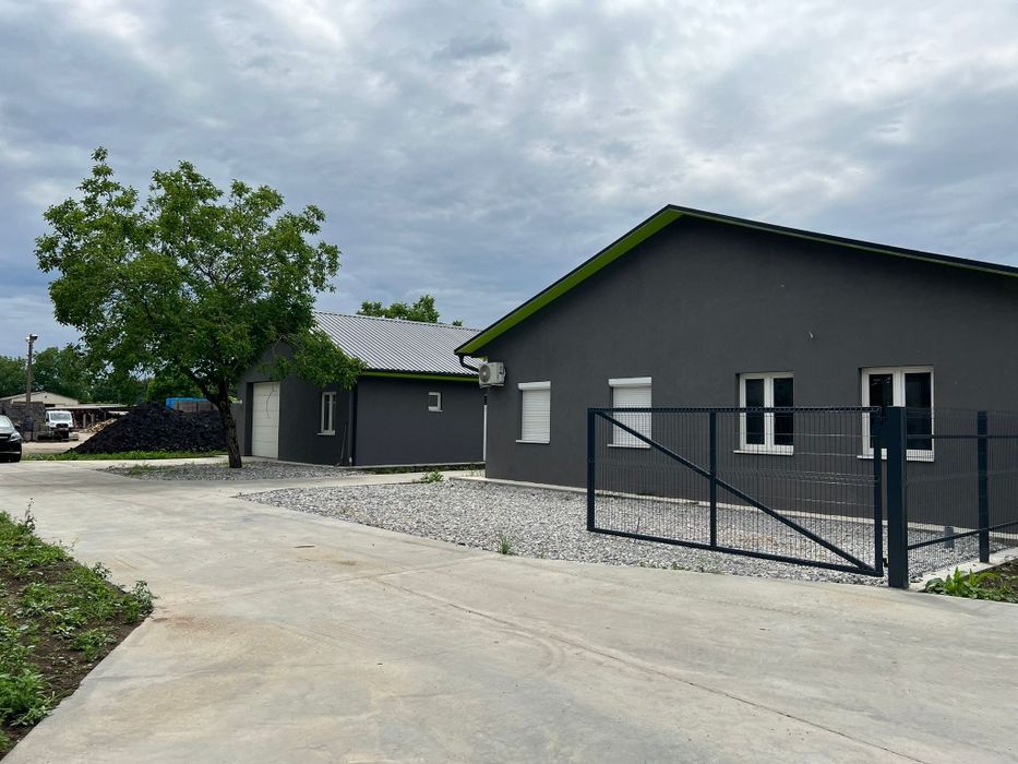 Inchiriez hala industriala in Biharkeresztes