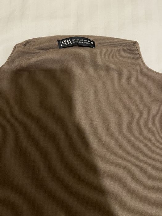 Bluza tip Zara  cu guler scurt