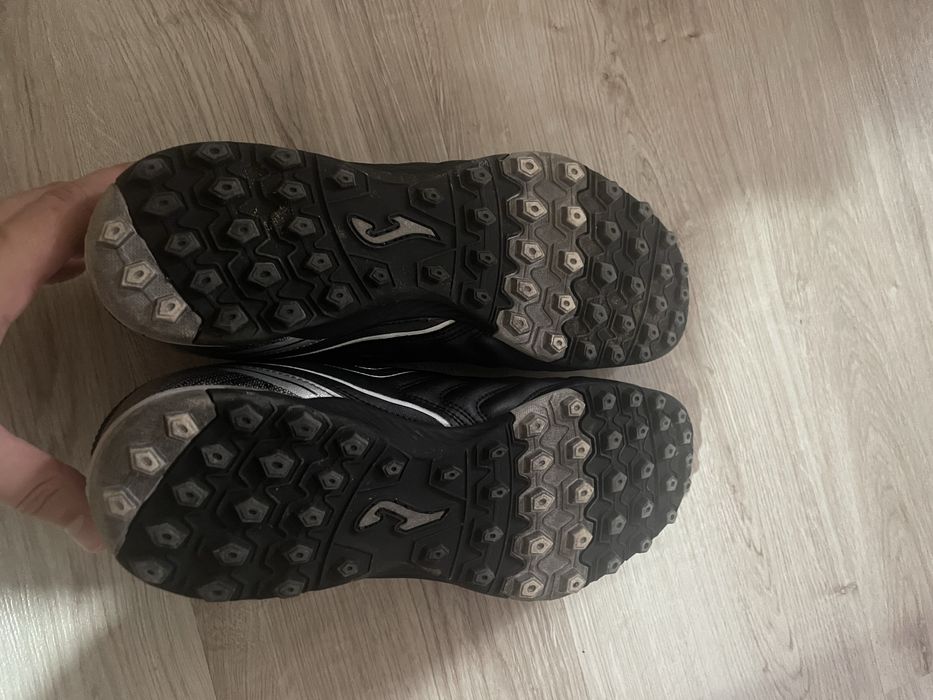 Обувки за футбол Joma