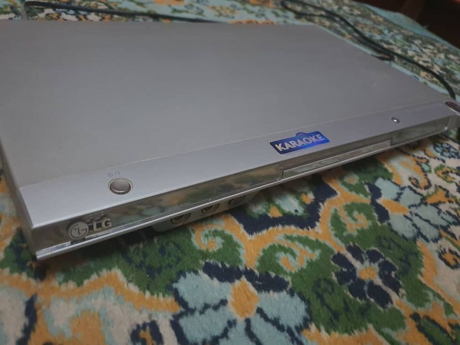 Продам DVD плеер в рабочем состоянии.