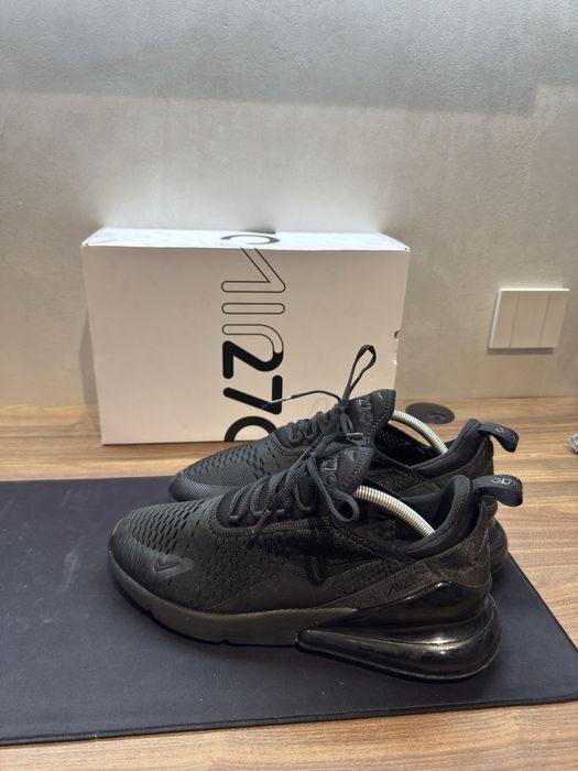 Обувки Nike Air Max 270