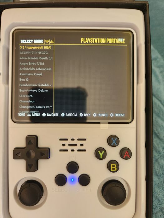 Уникална Мощна Нова Конзола R36S