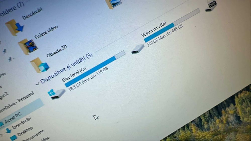 Vand pc Gaming,ruleaza csgo,gta5,fivem,league of legends.