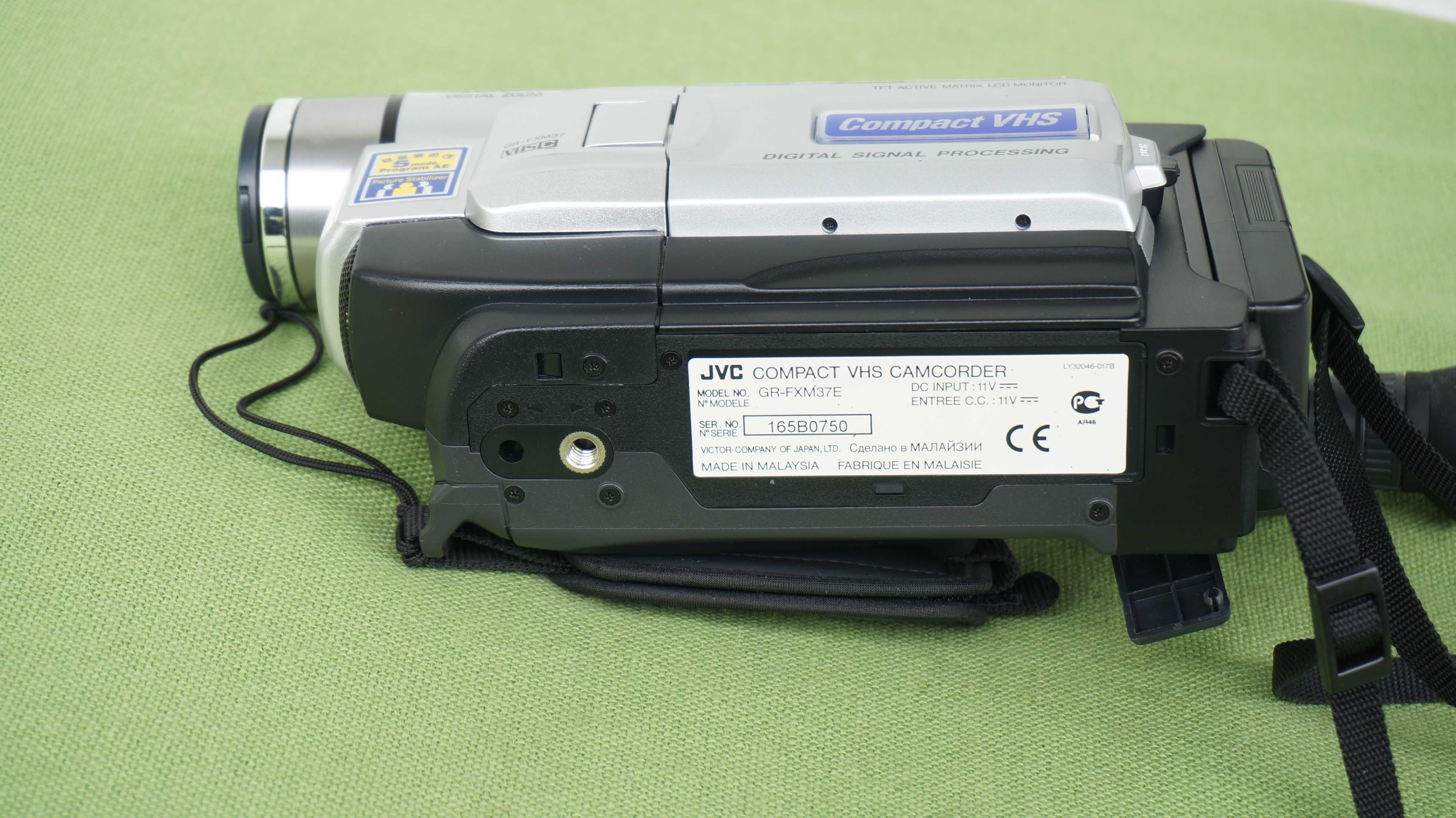 Camera video VHS-C JVC model GR-FXM37