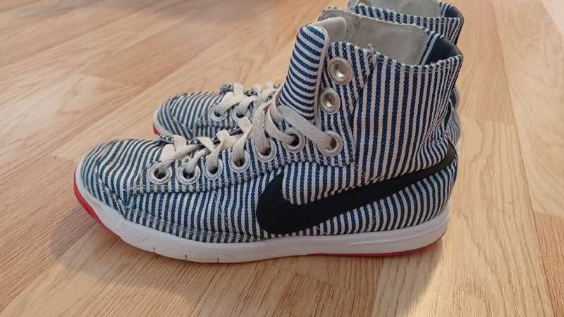 Sneakerși damă Nike Blazer Mid Top Blue Stripes 38.5