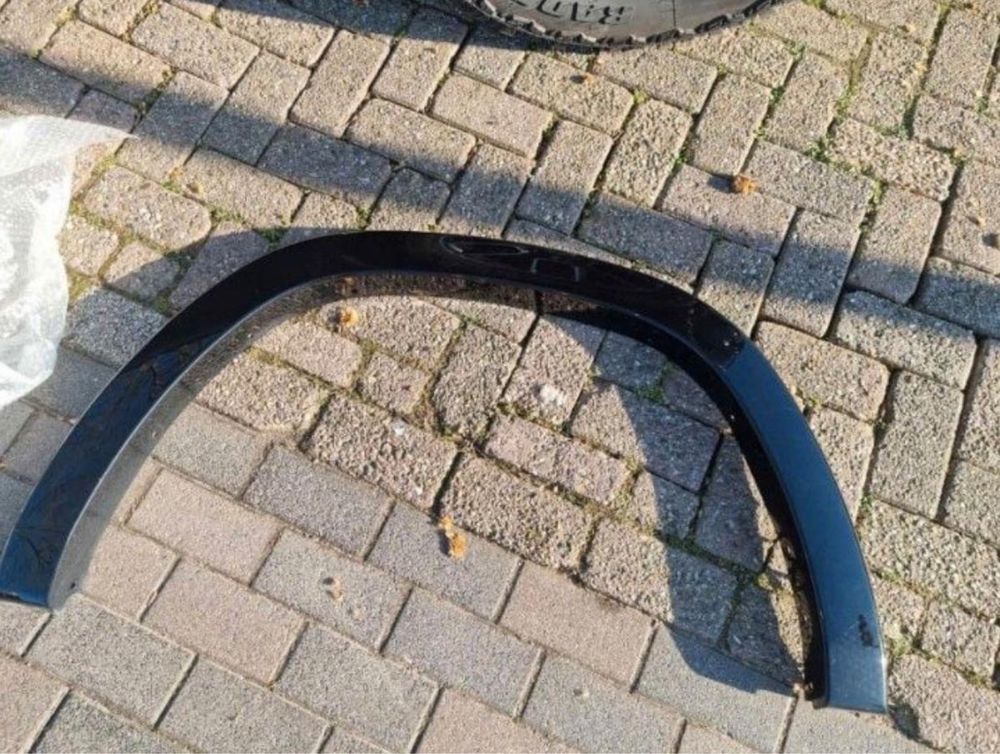 Bandouri Dodge Ram 1500 Gen 5